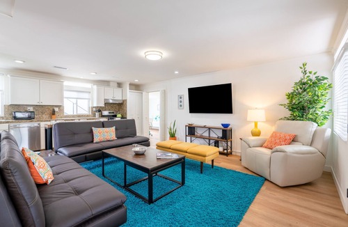 Cardiff-by-the-Sea House | Ocean View Rooftop Deck + Walk to Beach