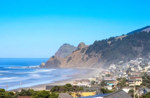 Roads End House | Ocean View Terrace