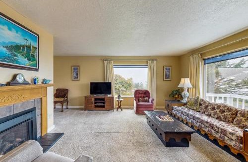 Roads End House | Ocean View Terrace