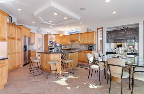 Ferndale House | Oceanfront Home with Amazing Views, and Easy Beach Access