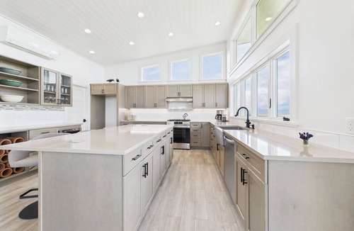 Grayland House | Oceanfront Splendor with a Touch of Luxury