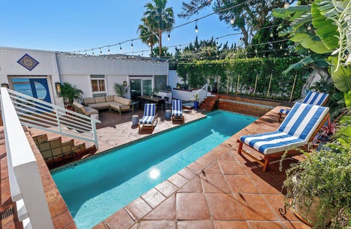 Eastern Malibu House | Oceanfront w/Heated Pool & Hot Tub, Parking, AC, Private Beach Access