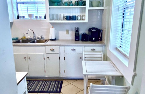 St. Augustine Beach Cottage | Oceans 11 : Steps from Saint Augustine’s Favorite Magical Beach