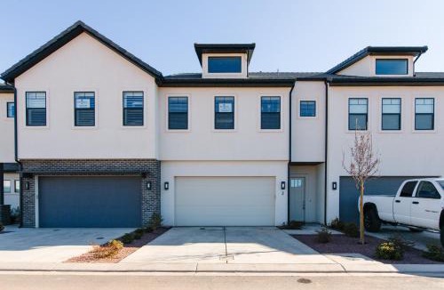 Santa Clara House | Ocotillo Springs 2 Includes a Private Hot Tub