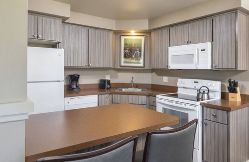 Redmond Resort | OFFICIAL LISTING | WorldMark Eagle Crest 2 BR w/2 Pools, 3 Golf Courses & More!