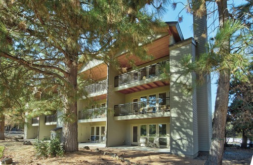 Bend Resort | OFFICIAL LISTING | WorldMark Bend - Seventh Mountain Resort 2BR w/Pool & More!