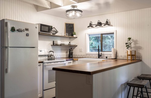 Brinnon Cabin | Olympic Wanderer🌲Creekside🌲Hottub🌲Olympic NP🌲Hood Canal