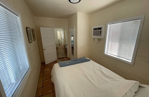 Desert Hot Springs Cottage | One Bedroom With Patio