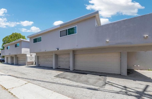 Southwood Riviera Apartment | One Lux Stay Coastal 2BR Retreat near the Beach