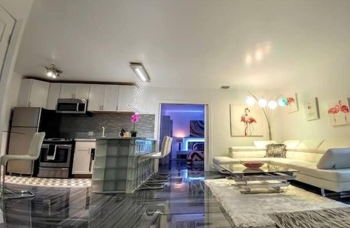 Oakes Estates House | Orchid Estates