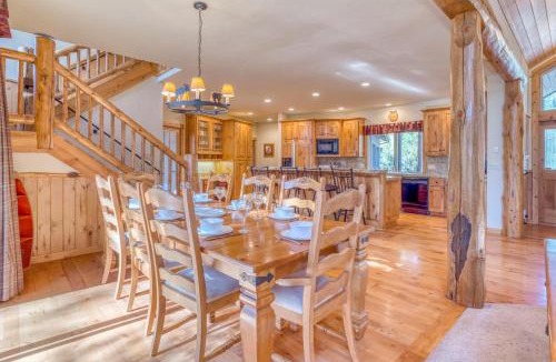 Deer Park House | Oregon Loop 1 - Meredith Lodging
