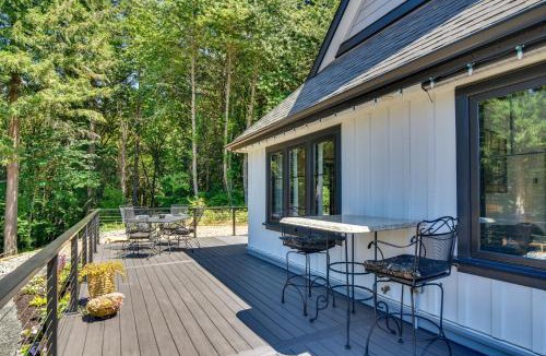 Sherwood House | Oregon Wine Country Retreat: Sip & Dine Outside