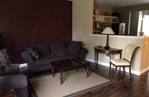 Orenco House | Orenco Townhouse - Near Intel and Nike