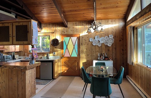 Arrowbear Lake Cabin | Our Cozy Arrowbear Cabin - 10 minutes to Snow Valley and Rim Nordic
