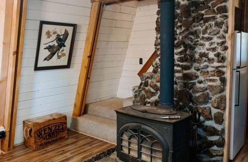 Meadow View Heights Cabin | Our Place on Ridge Peaceful, rustic cabin in Duck Creek