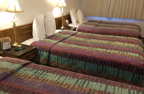 Milton-Freewater Hotel | Out West Motel