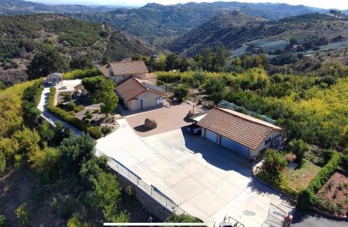 Temecula House | Outdoor Oasis w/Valley Views: Temecula Escape