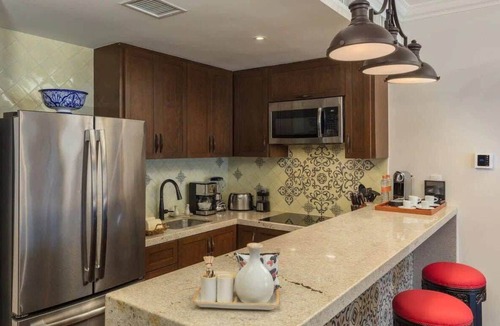 Cabo San Lucas Apartment | Outstanding 2BR Suite with Balcony