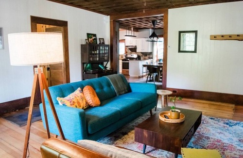 Sugar Pine Cabin | Ouzel Creekside Cabin - Yosemite Historic Retreat