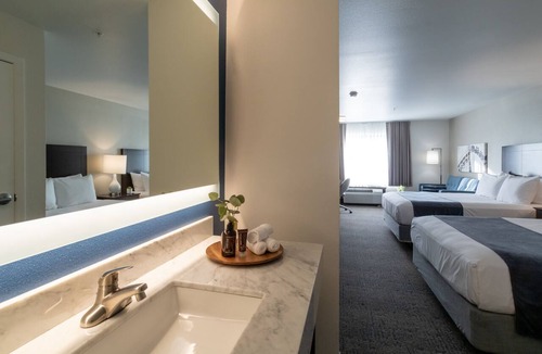 Hayden Island Hotel | Oxford Suites Portland - Jantzen Beach