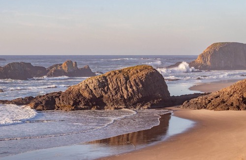 Seal Rock House | Pacific House