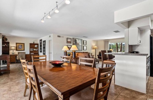 Palm Desert Condo | Palm Desert Retreat w/Hot Tub & Zen Garden