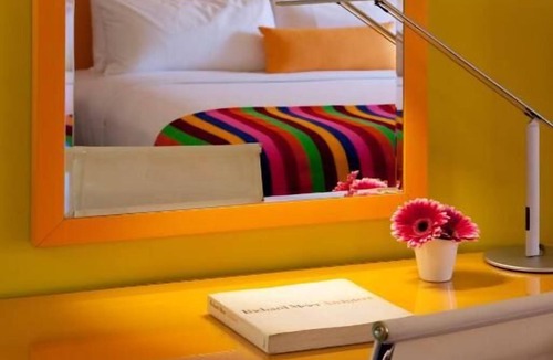 Sonora Sunrise Hotel | Palm Springs Shopping Fun! Unit Close to Shops, Museums, Entertainment!
