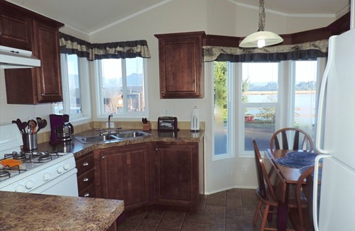 Rockaway Beach House | Paradise Cove RV Resort & Marina
