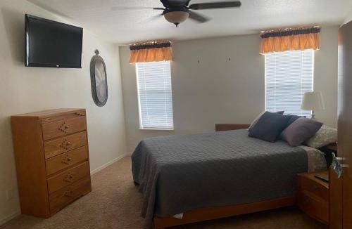 Parker Strip House | Parker Pair - Sunset Escape