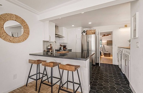 Chico House | Parquet + Hex/Amazing Location/Great View!