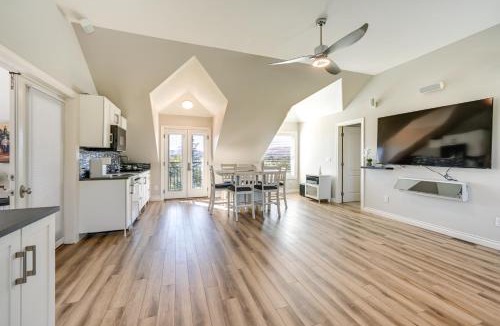 Pasco House | Pasco Condo w/Columbia River Views + Hot Tub