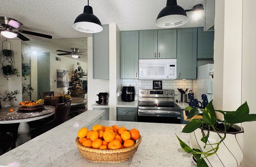 Santee Condo | Peaceful 2-bedroom condo with AC & EV Charger in charming Santee