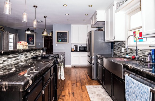 Claremont House | Peaceful 3-bedroom house with pool in charming Claremont