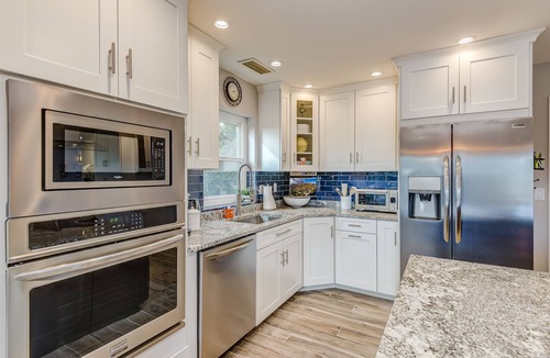 West Sedona House | Peaceful,Community Pool, Trail Access & Walk To Pickleball Court!