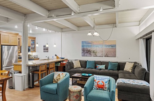 Watsonville House | Pelican 87: Beach Living at its Best