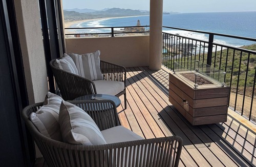 Cerritos Condo | Penthouse paradise! Best Views in Cerritos. Corner unit!