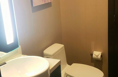 Las Vegas Strip Hotel | Penthouse Suite Vdara Hotel 55thfl. 1BDR stunning Vegas strip views. City center