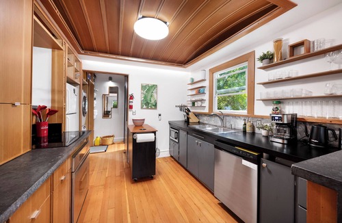 Northgate House | Perch - Roosevelt Rambler Retreat: Quiet & Stylish