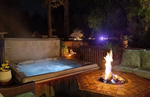 Lake Marcel-Stillwater House | Perfect Getaway★ King Suite★Private Hot Tub★Fire Pit