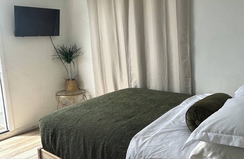 National City House | Perfect guesthouse near Downtown San Diego