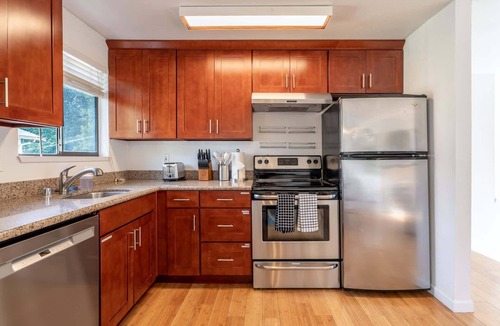 Greenwood House | Pet-friendly 4BR Seattle Retreat with Fenced Yard