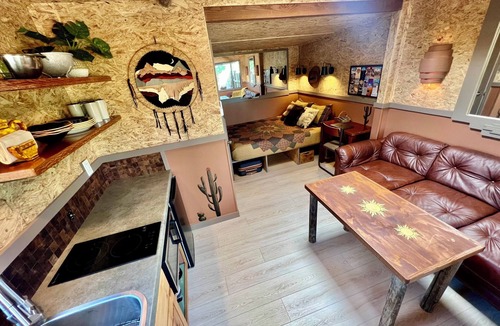 Rimrock Cabin | Pet Friendly Fully Fenced Cozy Casita near Sedona!
