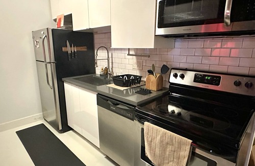 Arts District Apartment | Pet-Friendly Industrial Arts District Loft – Walk to Restaurants, Coffee & Bars!