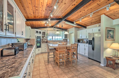 Williamson House | Pet-Friendly Prescott Home on 3 Acres w/Sunroom