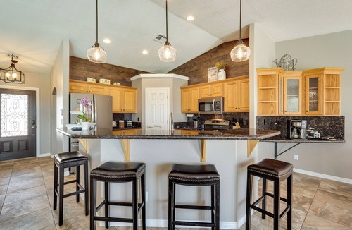 Lake Havasu City Cottage | Pet Friendly w/Private Pool: Lake Havasu Home!