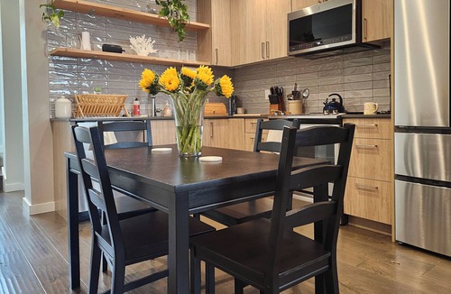 Phinney Ridge House | Phinney Ridge Comfy Digs!
