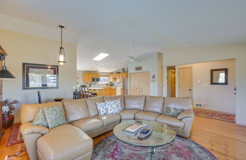 Bend House | Pickleball Country Retreat in Bend!