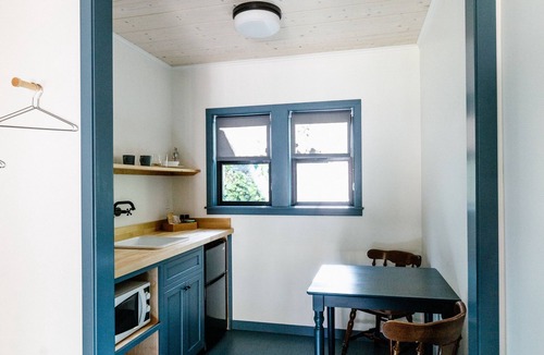Nevada City Hotel | Piety Hill Cottages
