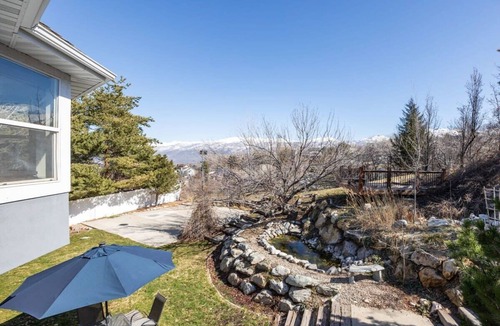 North Salt Lake House | Ping pong, Arcade, Private yard w/Mountain view!