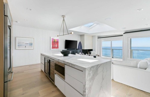 Eastern Malibu Apartment | Playa Del Sol by Stay Awhile Villas